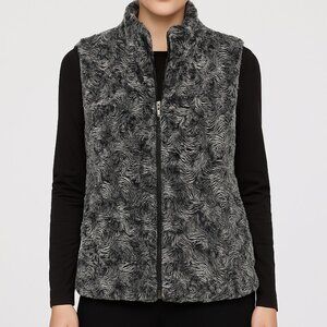 JM Collection Women’s Faux Fur L Vest Black Gray Zip Front Cozy Winter Layering